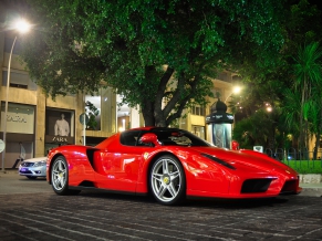 Ferrari Enzo