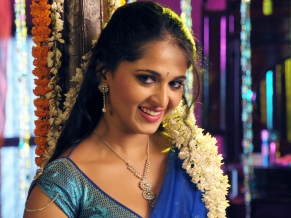 Indian Actress Anushka