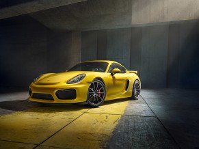 Porsche Cayman GT4 2015