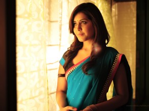 Rashi Khanna Saree