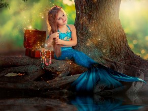 Little Mermaid Girl 4K