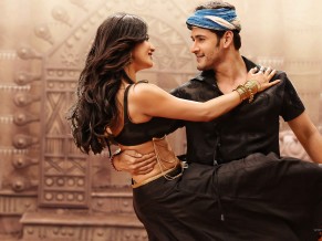 Shruti Haasan Mahesh Babu Srimanthudu