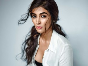 Pooja Hegde Maxim India 4K