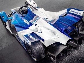 BMW iFE18 Formula E Electric Race Car 4K