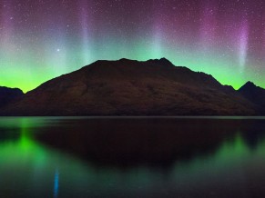 Cecil Peak Southern lights New Zeal 4K