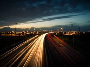 Highway Traffic at dusk 5K