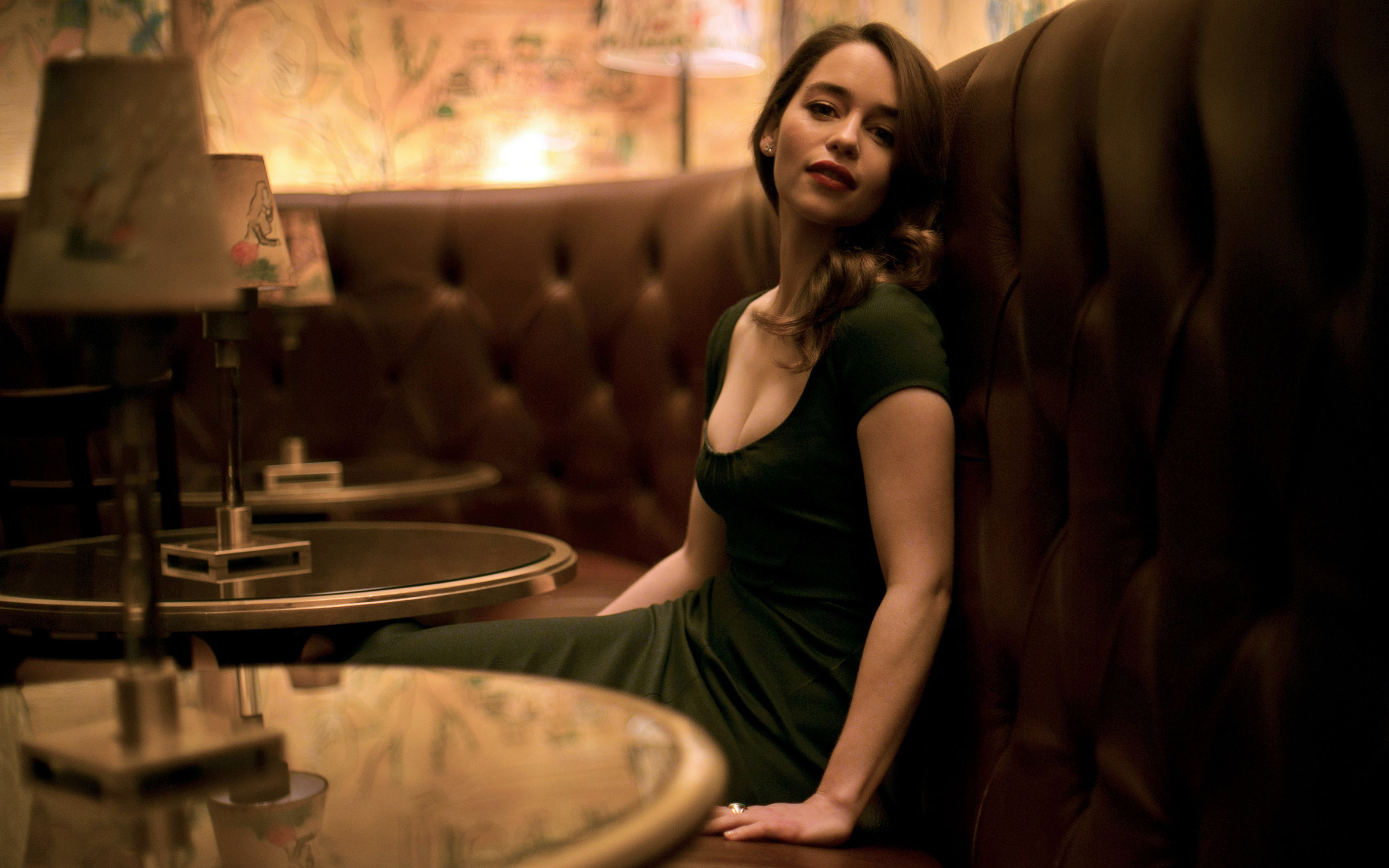 emilia_clarke_2014-widescreen_wallpapers