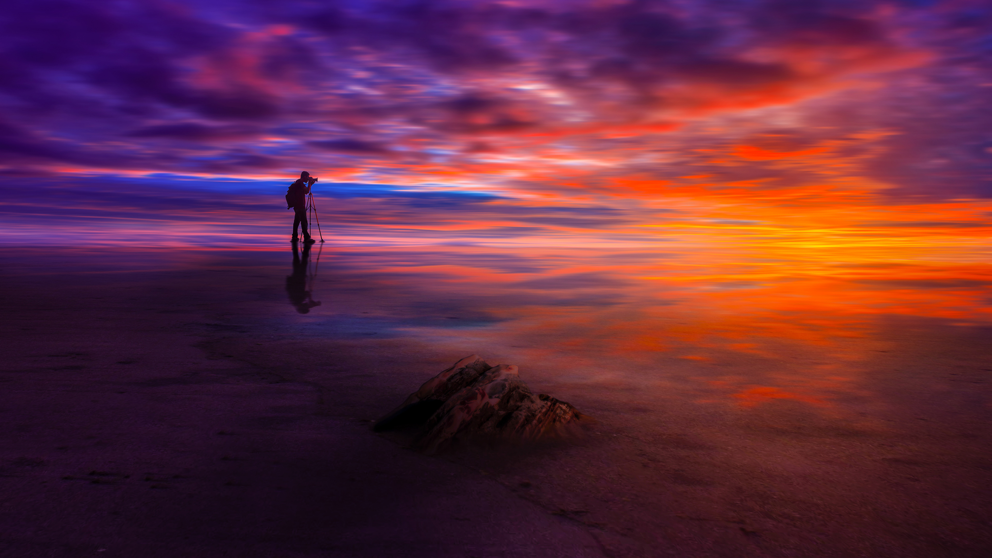 Photographer at Sunset 4K Wallpapers | Wallpapers HD